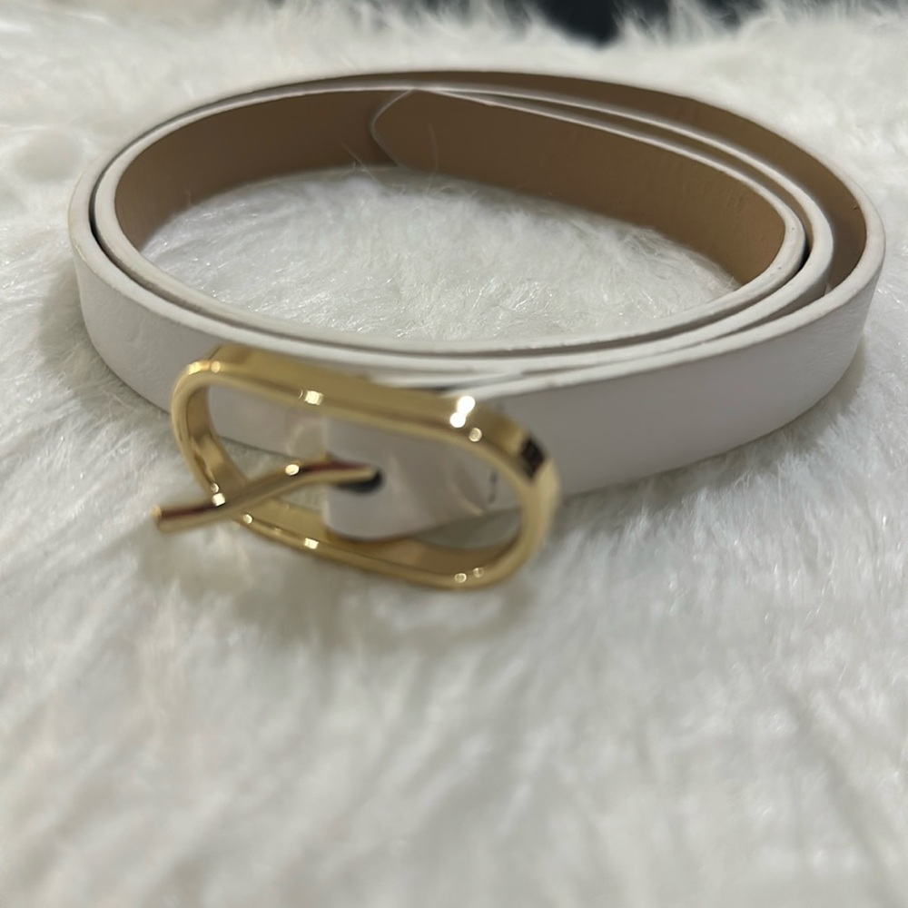 Vegan leather white thin fashion belt size small